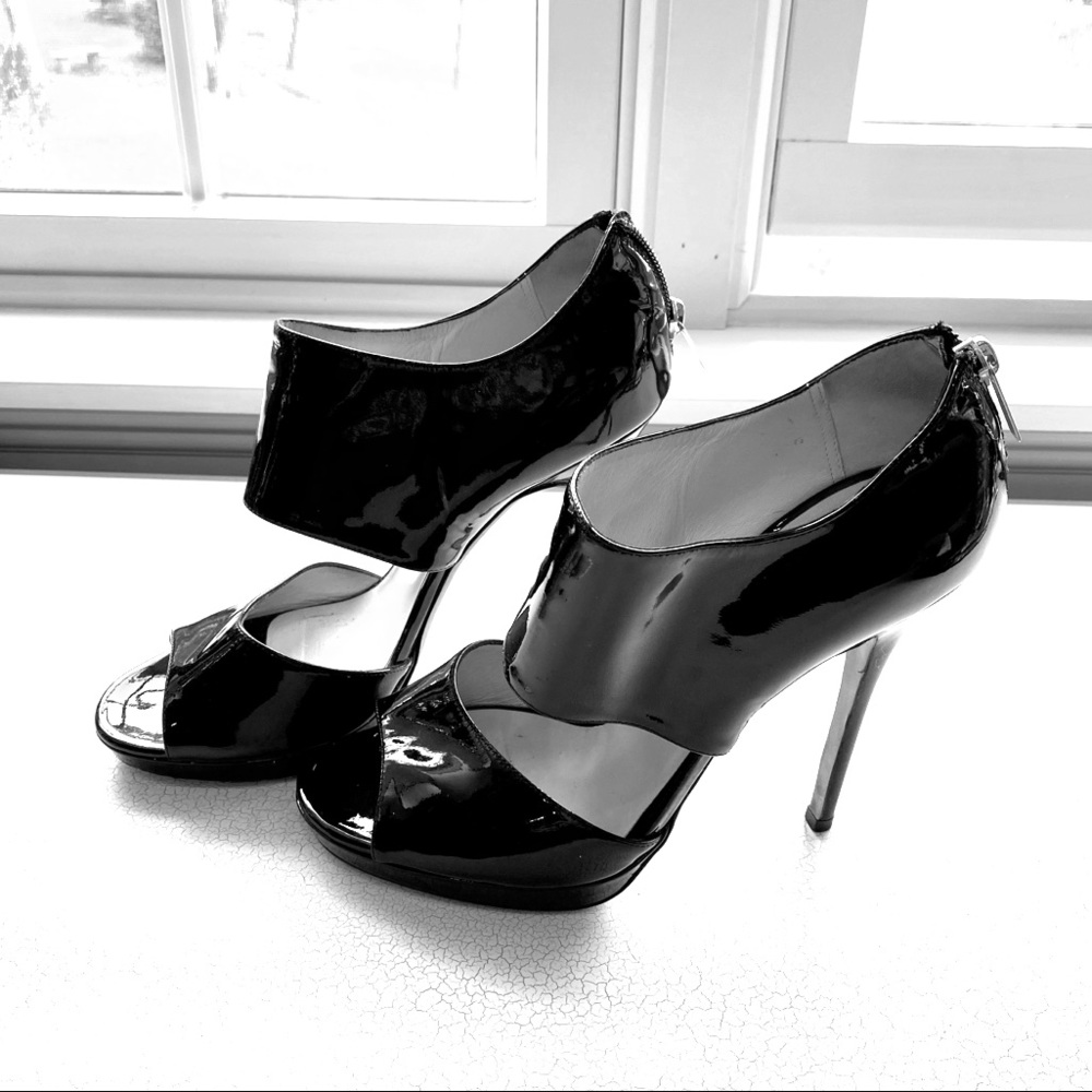Jimmy Choo Private Black sandal pump